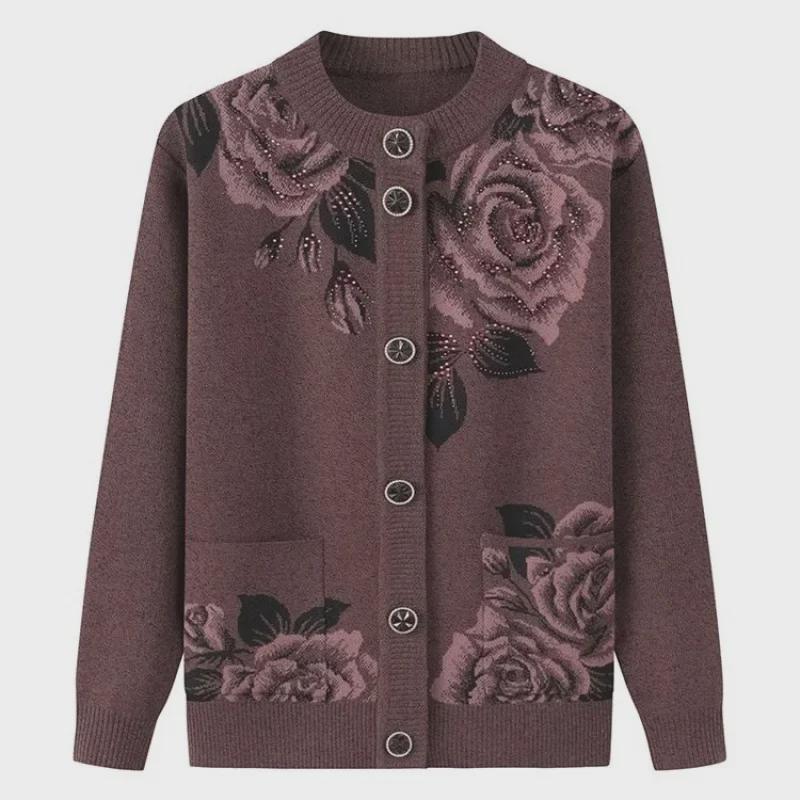 

В язаний кардиган з оксамитового візерунка Babussi s Plus - затишний осінньо-зимовий одяг для літніх жінок 3XL (125-140 jin)