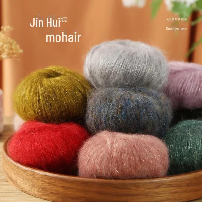 

Вязаный вручную свитер-шарф из блестящей мохеровой шерсти