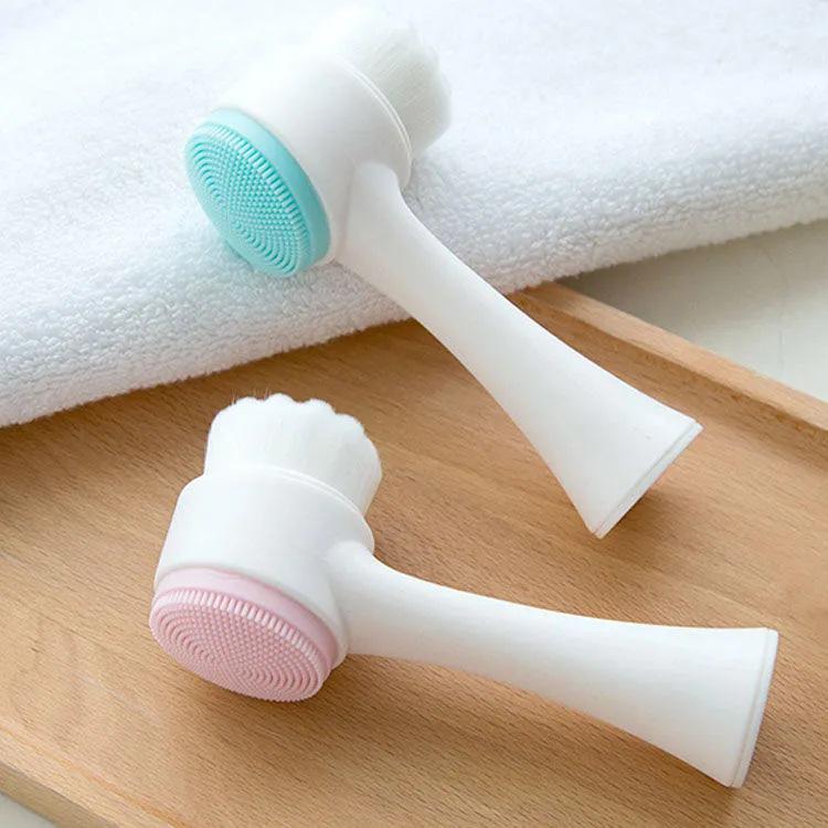 

Double-Sided Facial Cleansing Brush with Soft Bristles & Silicone for Exfoliating & Pore Care Blue [Single Pack]