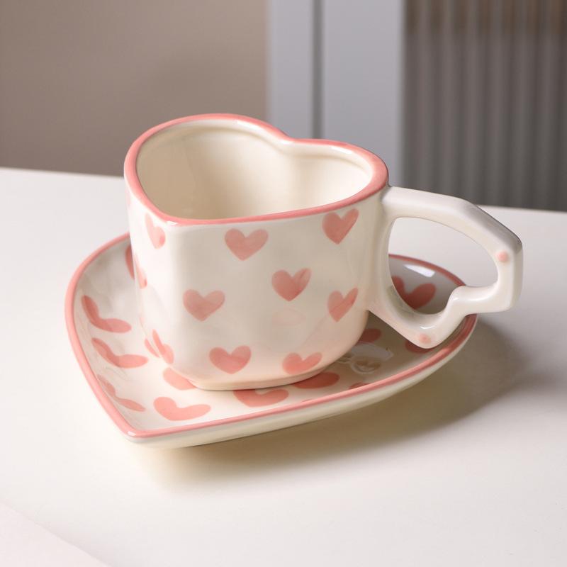 Hand Painted Love Mug Creative Heart Shaped Handle Water Cup Cute Ceramic Milk Coffee Cup