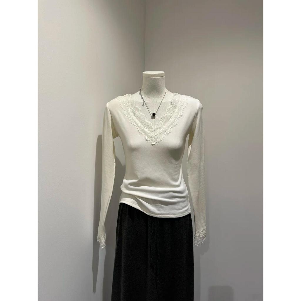 Korean Design V-Neck Lace Layer T-Shirt for Women - Slimming Long Sleeve Top for Spring, Autumn, Winter 2026