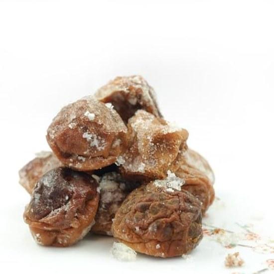 Bio-Zusatzstofffreier nicht standardmäßiger 3 Jahre gereifter Pflaumen-Salz-nur traditionell eingelegter weißer Kishu Nanko 800g (400g x 2)