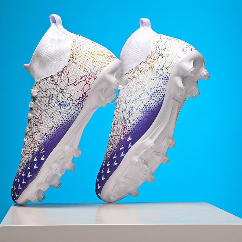 Men Soccer Shoes Kids Football Boots Women Professional Soccer Cleats Antiskid Chaussure Football TF/FG Outdoor Football Shoes