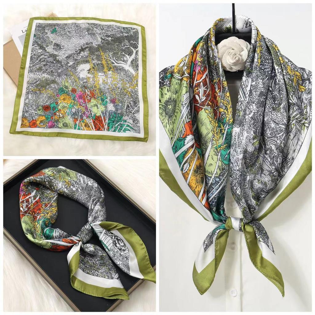 Eleganti Foulard di Seta da Donna Con Centinaia di Camicie, Assistenti di Volo, Decorazione Professionale, Protezione del Collo, Foulard, 70 Foulard Quadrati Piccoli.