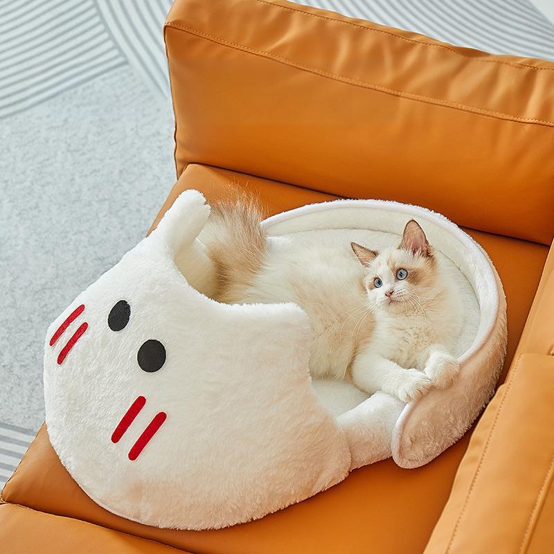 Winterwarmer Hausschuh-Stil Katzenbett Gemütliches Plüsch-Haustierhaus für Wohnungskatzen Weiche Bequeme Haustiermatte mit Rutschfestem Boden