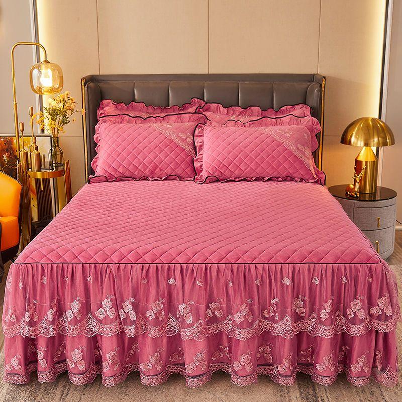 

Розкішне кришталеве оксамитове покривало для постільної білизни, стьобане мереживне простирадло, 3 сторони покриття, спідниця з рюшами, включно з наволочкою 150*200CM