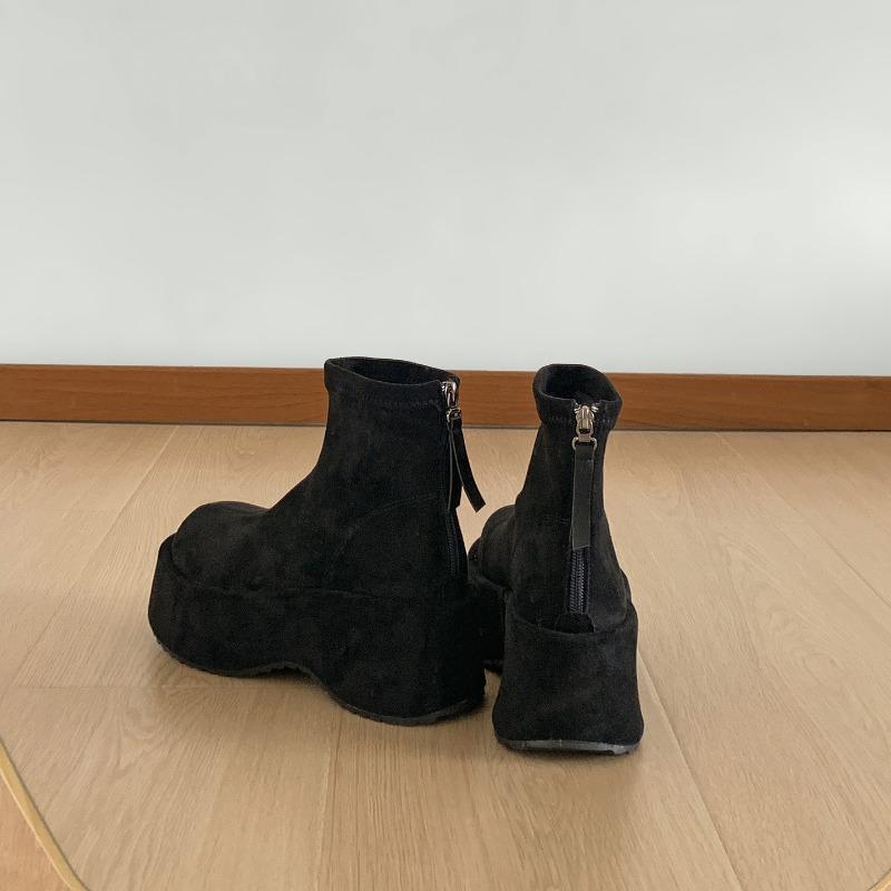 Vintage Plateau Dicke Sohle Damen Stiefeletten Komfort Runde Zehenpartie Kleiderschuhe Herbst Winter Schlank Höhenerhöhend Kurz Botas