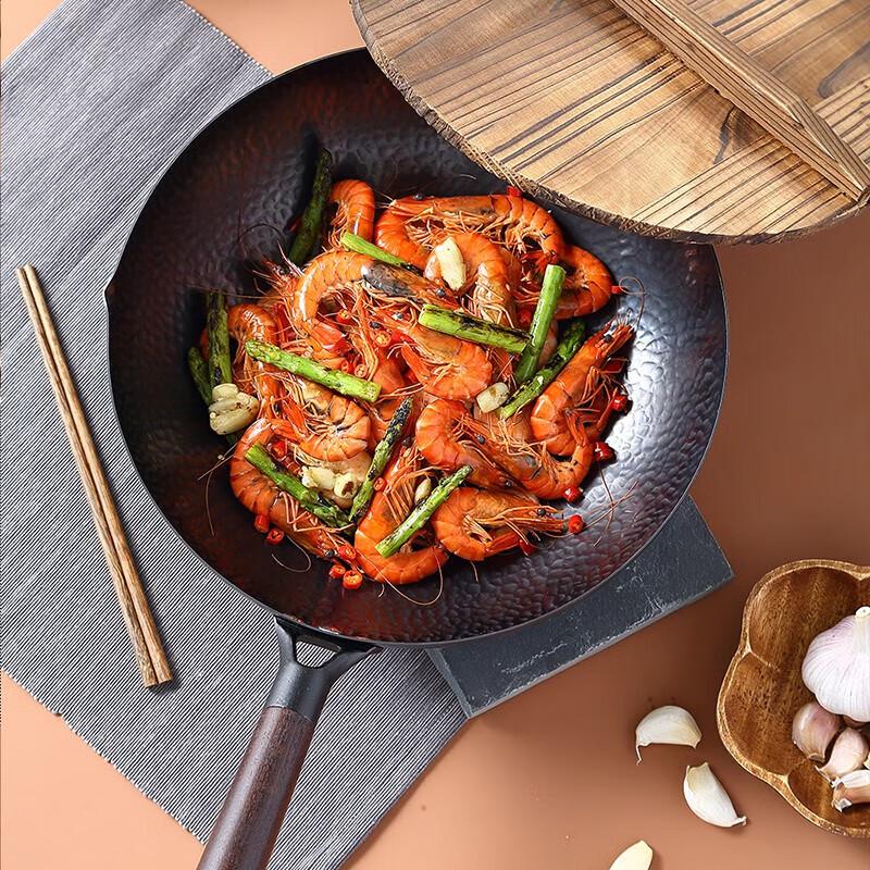Bai Zao Forged Fine Iron Wok with Lid, 32cm
