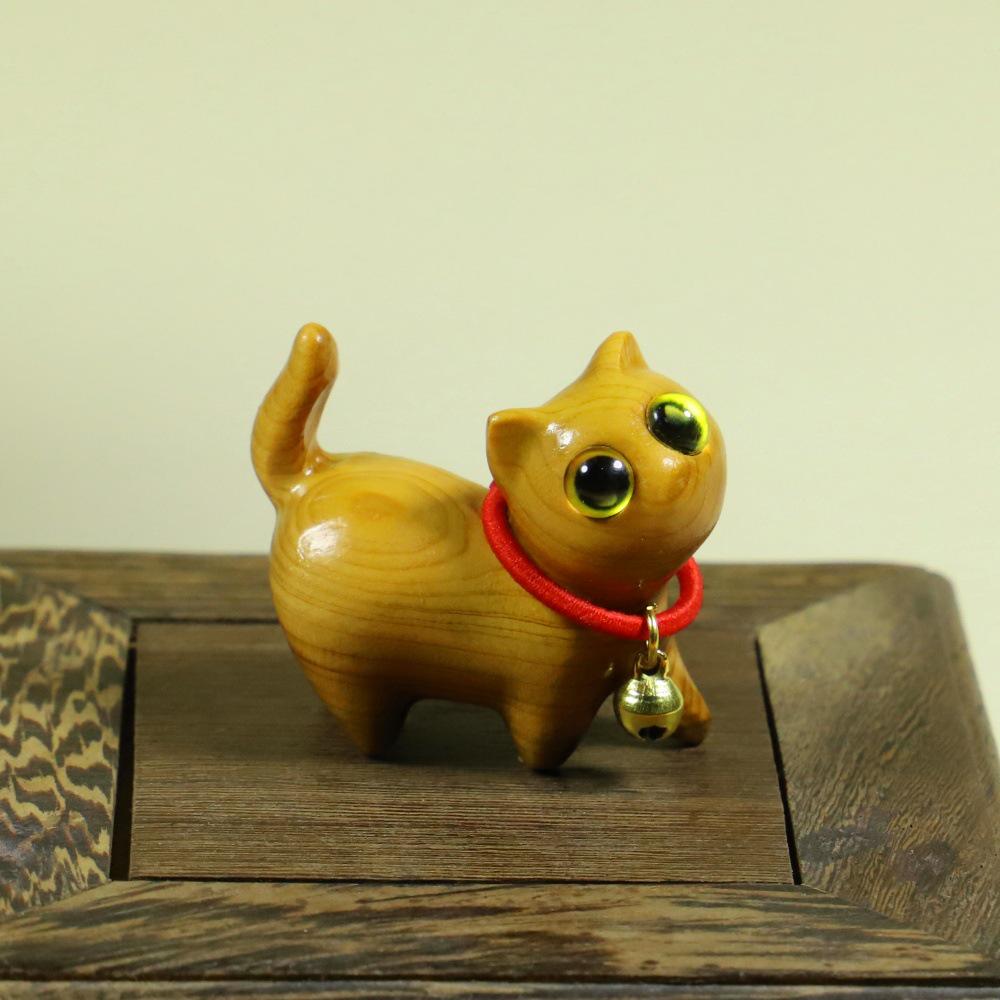 Santalové dřevo Kočka pro štěstí se zvonkem: Roztomilá figurka koťátka s naklánějící se hlavičkou, kreativní dárek k narozeninám