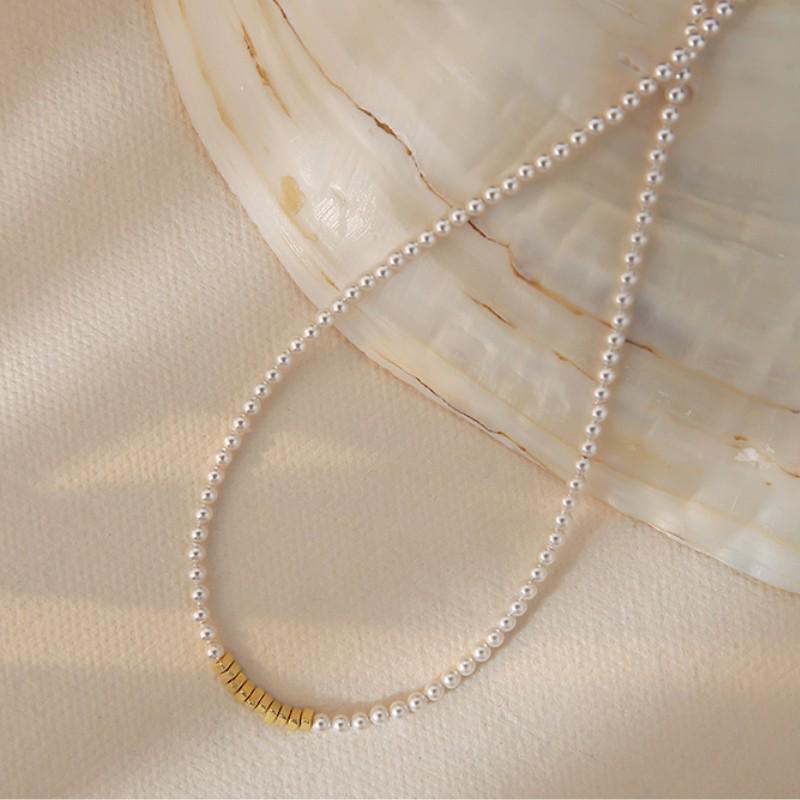 Elegant Freshwater Pearl and Shell Bead Women's Necklace - High-End Design Choker and Clavicle Chain