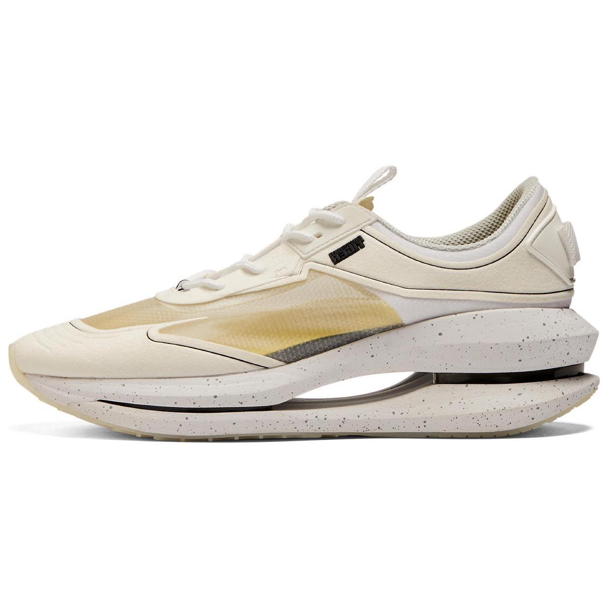 Onitsuka Tiger Runger White Men s 1183C149-100 EU 37