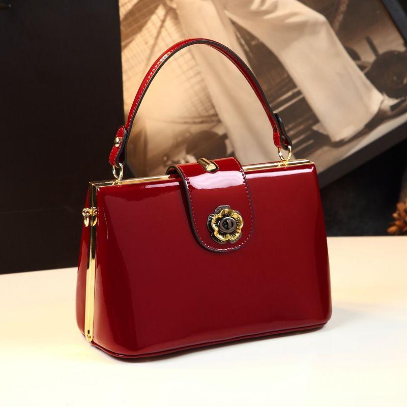 

Новая модная сумка через плечо