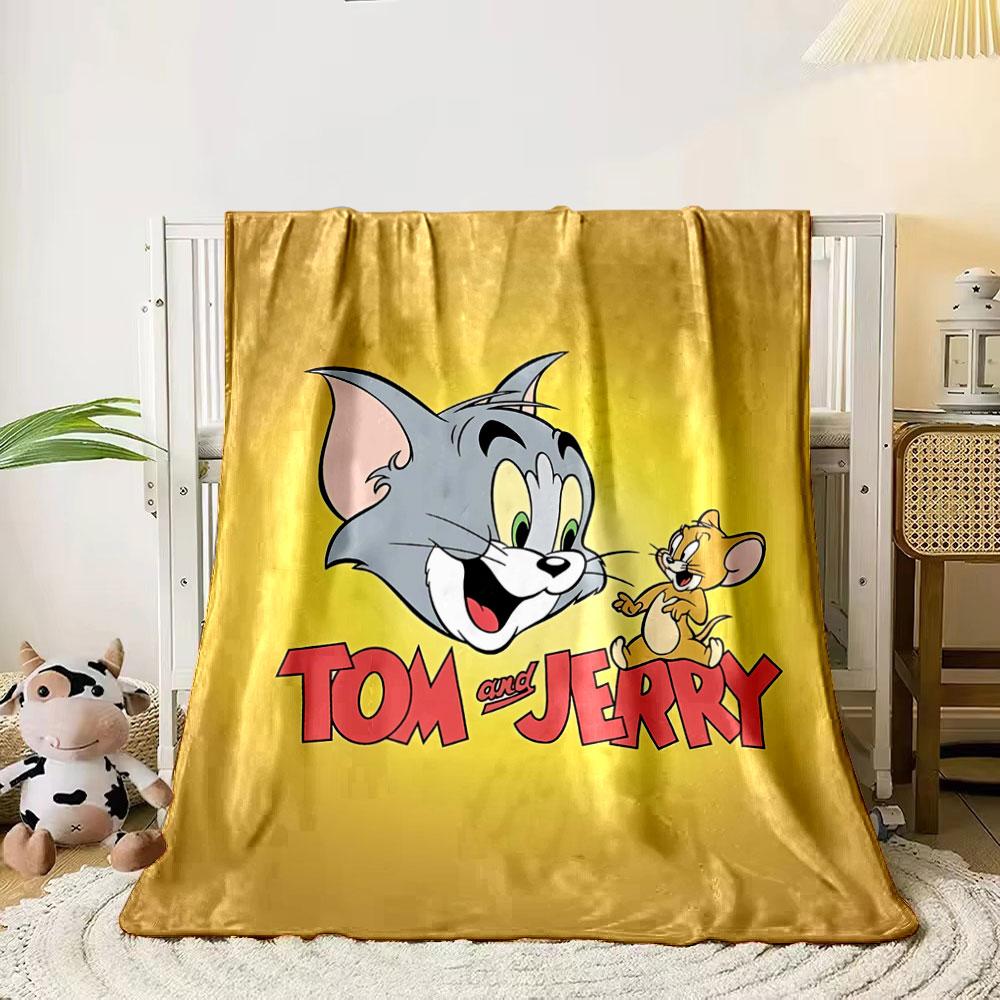 A red concentric circle background with a cartoon cat and mouse design. for all seasons blanket lunch break throw gift 80cm x 120cm