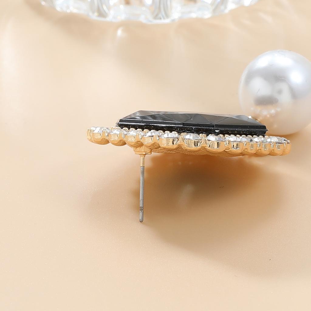 European and American earrings square full of diamonds imitation pearl earrings women's elegant banquet earrings exaggerated supply