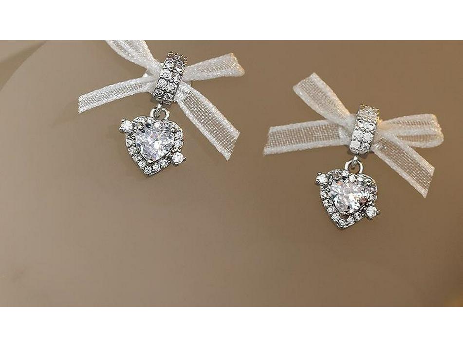 

Lace Bow Zircon Pendant: Organza Heart Nail Art Accessory белый