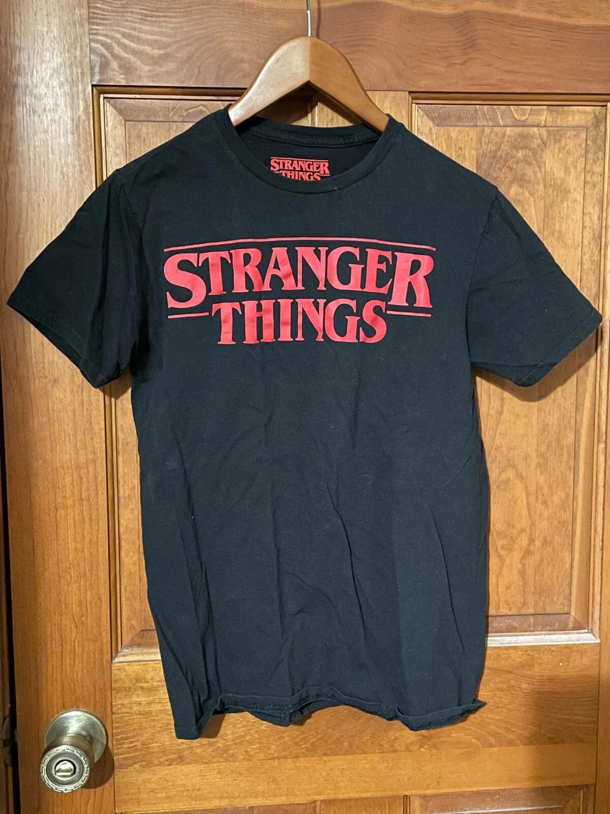 

Размер средний M Netflix Stranger Things Короткий рукав Взрослый Черный 100% Хлопок Футболка Мужские Футболки Топ L