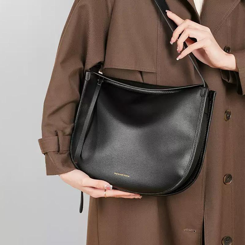 Soft Leather Tote Bag Large Capacity Lazy Wind Leather Bag Women's Comfortable Cowhide Minimalist Commuter Shoulder Messenger Bag