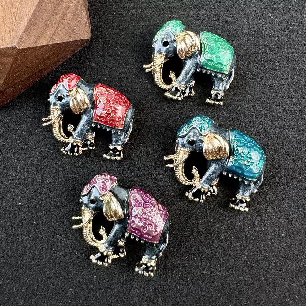 Creative Cute Texture Enamel Elephant Animal Brooches For Women Men 4-colors Clothing Backpack Metal Pins Party Jewelry Gift
