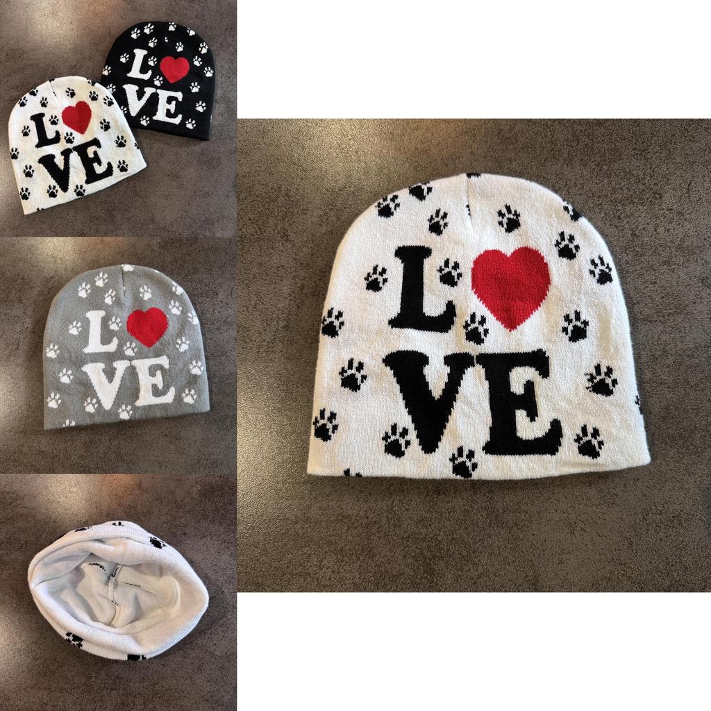 Love Letter Pattern Beanie Knitted Hat For Men And Women Warm Knitted Winter Accessory