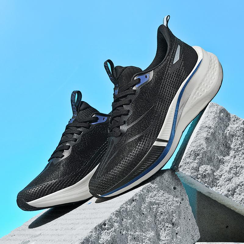 Luxury Men Women Sneakers Comfort Breathable Mesh Multifunctional Casual Shoes for Couples Ultra Light Training Jogging Shoes