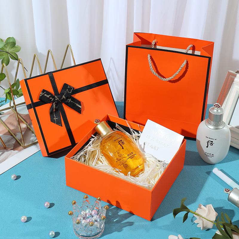 Elegant Valentine's Day Gift Box for Party Favors & Lipstick Packaging – Customizable with Logo