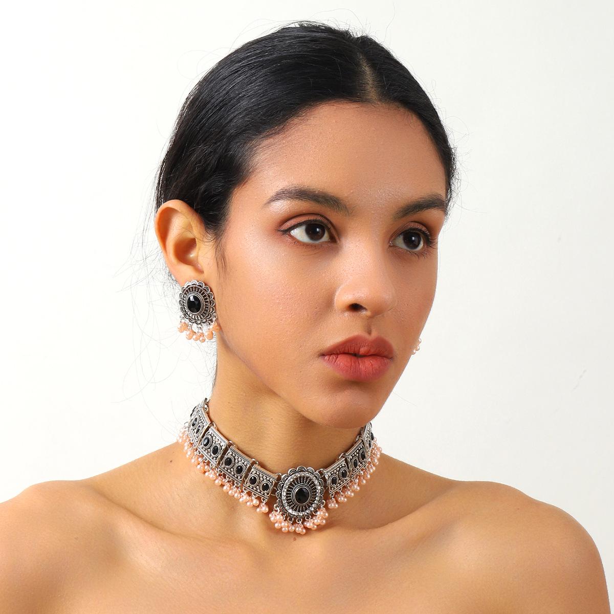 Европейский и Американский Экзотический Хрустальный Овальный Набор Колье и Серьги чёрный