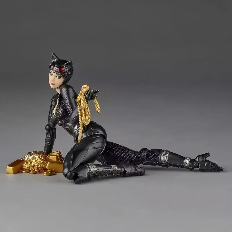 Amazing Yamaguchi Selina Kyle Figures Revoltech Catwoman Movable Action Figure Movable Toys Collectible Doll 15cm Model Gifts