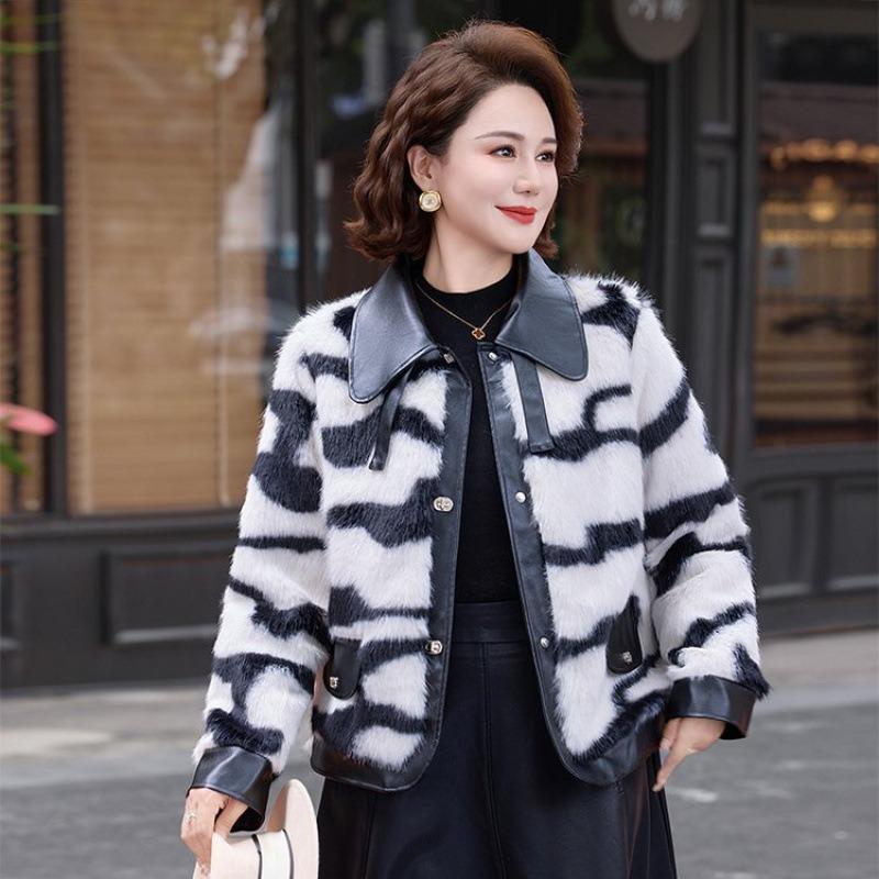 

Autumn and winter new noble fluffy coat elegant light women s lapel warm top burst 1XL [recommended 80-50kg]