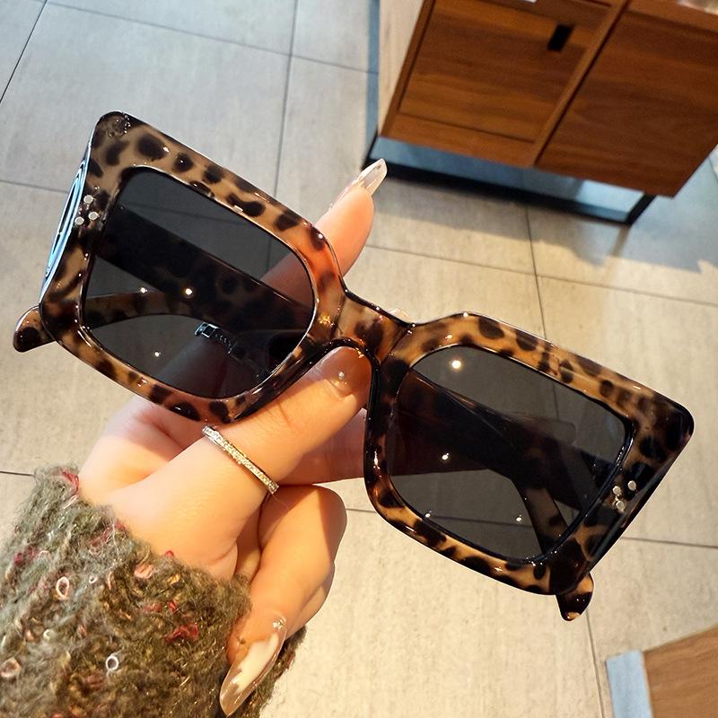 

Винтажные квадратные солнцезащитные очки для женщин и мужчин, прямоугольные солнцезащитные очки, женские очки «кошачий глаз», очки Oculos De Sol для мужчин и женщин MULTI