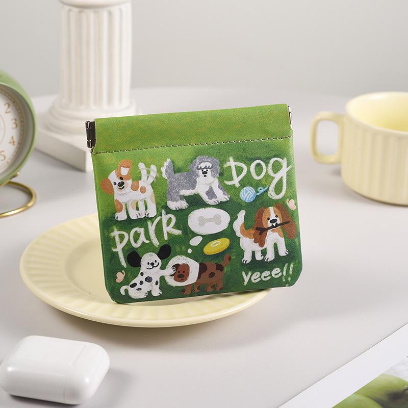 Chic Snap Closure Makeup Bag: Compact Lipstick Organizer & Earphone Pouch