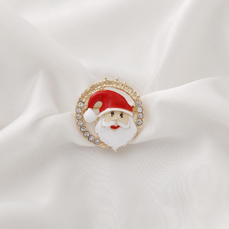 Милая рождественская мультяшная брошь в японском и корейском стиле: Значок на булавке «Снеговик, венок, перчатка, Санта-Клаус» с колокольчиком