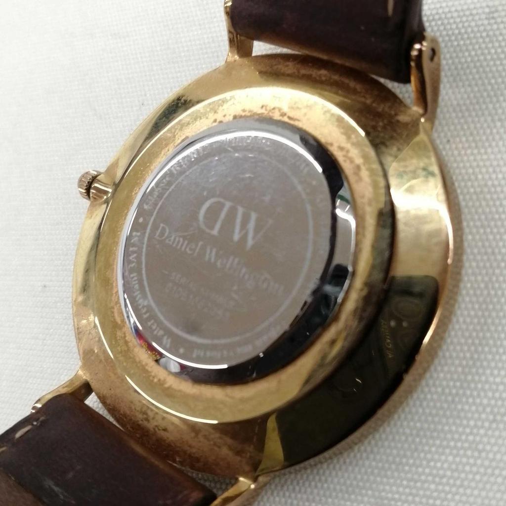 Used DANIEL WELLINGTON B36R12 Watch