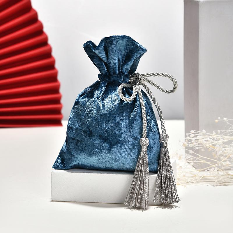 Velvet Wedding Candy Bag Tassel Drawstring Chocolate Gift Pouches Wedding Guest Gift Packaging Bags Party Jewelry Storage Bags
