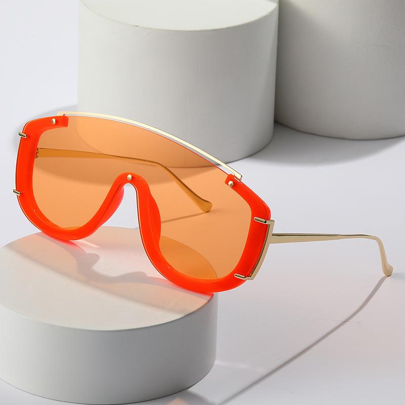 Oversized Frame Integrated Sunglasses for Men Women New Modern Fashion Eyewear UV400 Goggles Sun Glasses