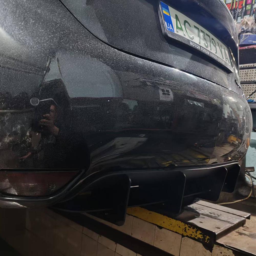 Renault Zoe Rear Spoiler (2013-2015) - Exterior Car Accessory Modification
