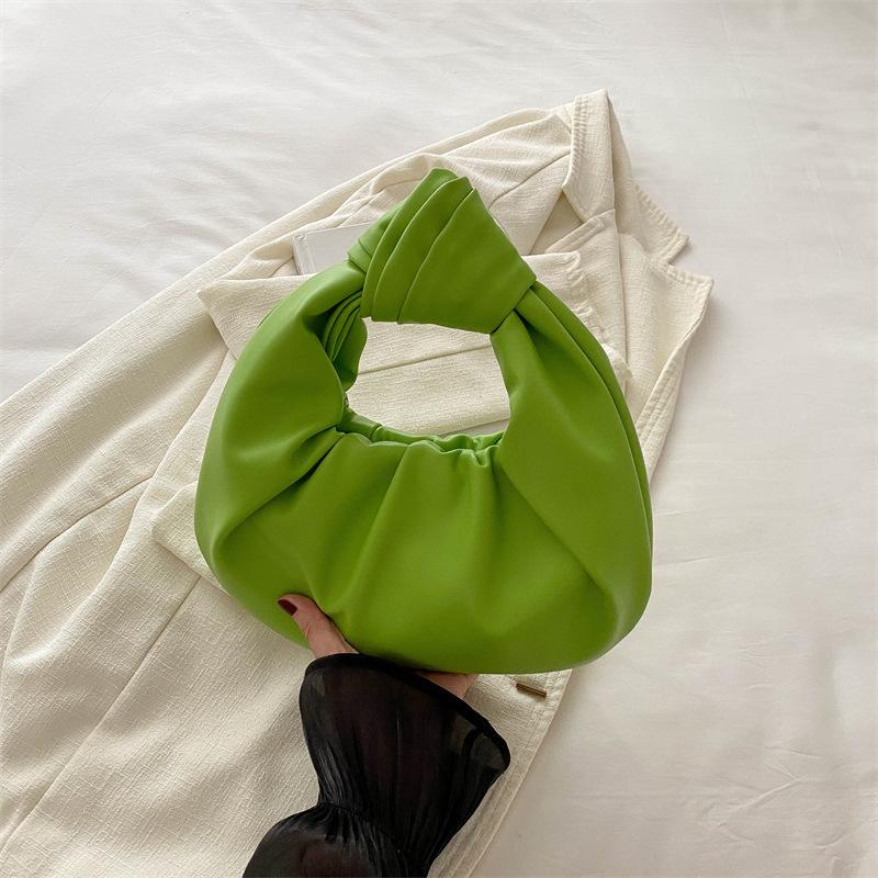 

Женская сумка 2025 новая однотонная拼接 облачная складка простая милая сумка минималистичная сумочка зелёный