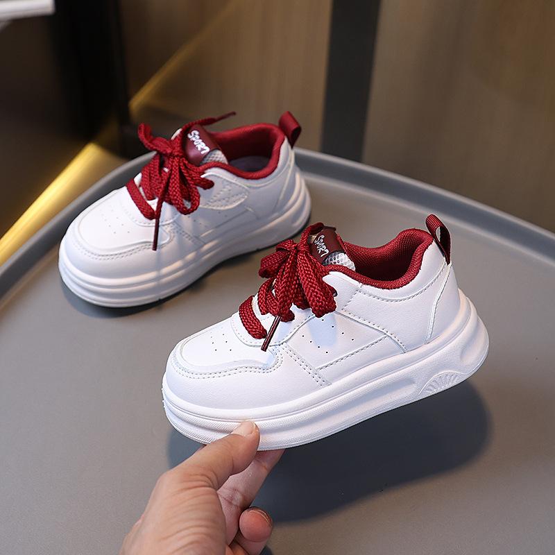 Ultraleichte Kinder-Sportschuhe Board-Schuhe 2025 Herbst Schulstil Jungen Schulsportschuhe Mädchen Baby Klettverschluss weiße Schuhe