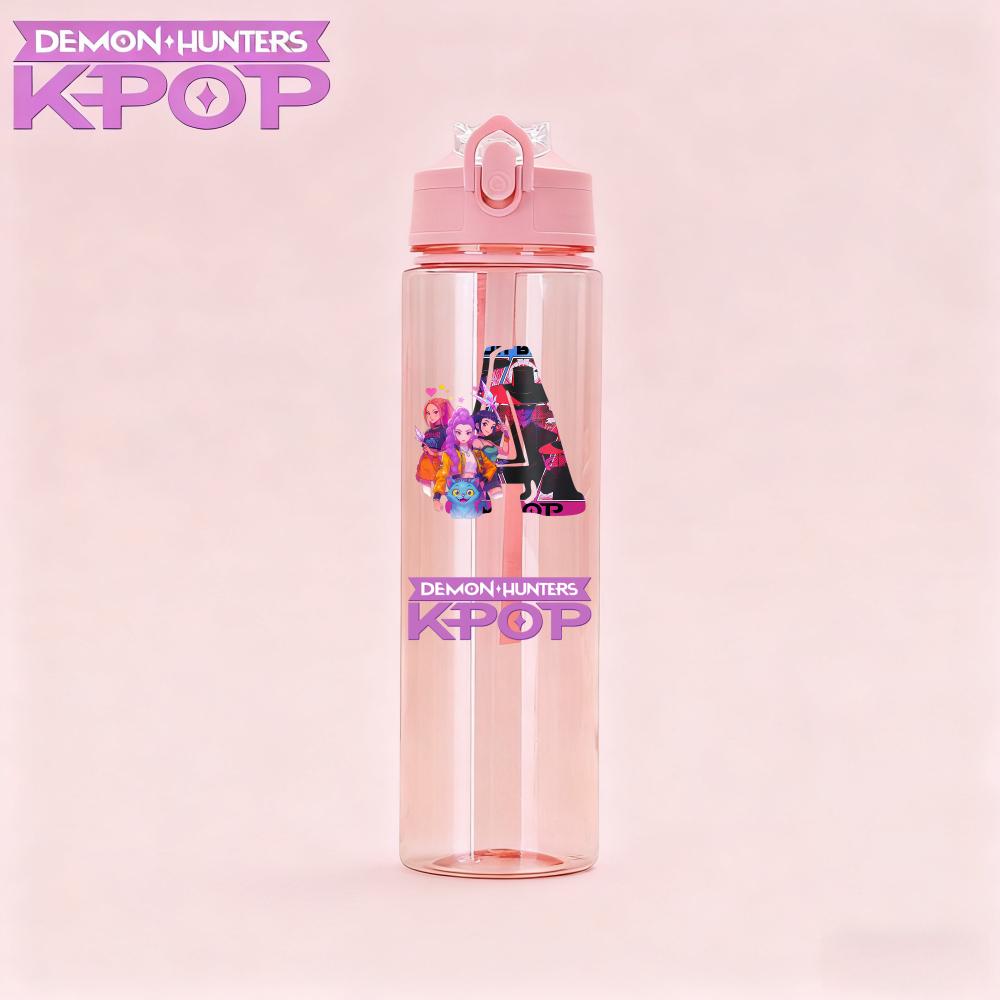 

Latest 800ml Kpop Demon Hunters Water Bottles featuring Letter A-Z Girls Straw Drinking Cups Portable Drink Gourd Kpop HUNTR/X Present