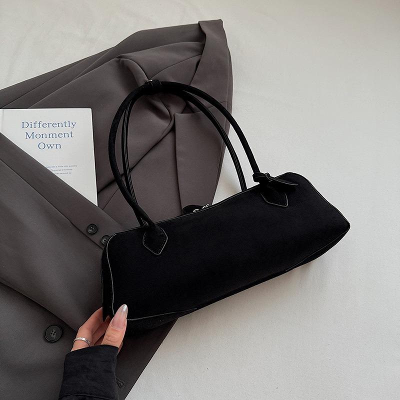 Retro Suede Baguette Bag Women's Autumn New High-value Niche Casual Shoulder Armpit Bag