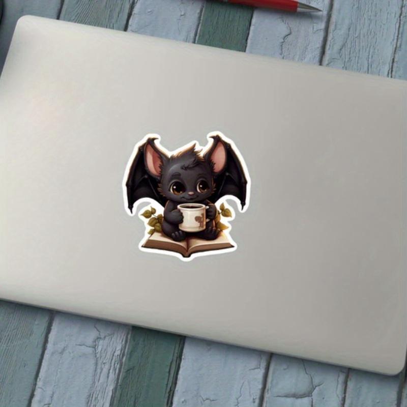 

Милая наклейка «Летучая мышь, пьющая кофе» в стиле кавайи — прочная наклейка для ноутбука, автомобиля, багажа, скейтборда и многого другого — идеально подходит для подростков, взрослых, креативного декора и подарков 5PC