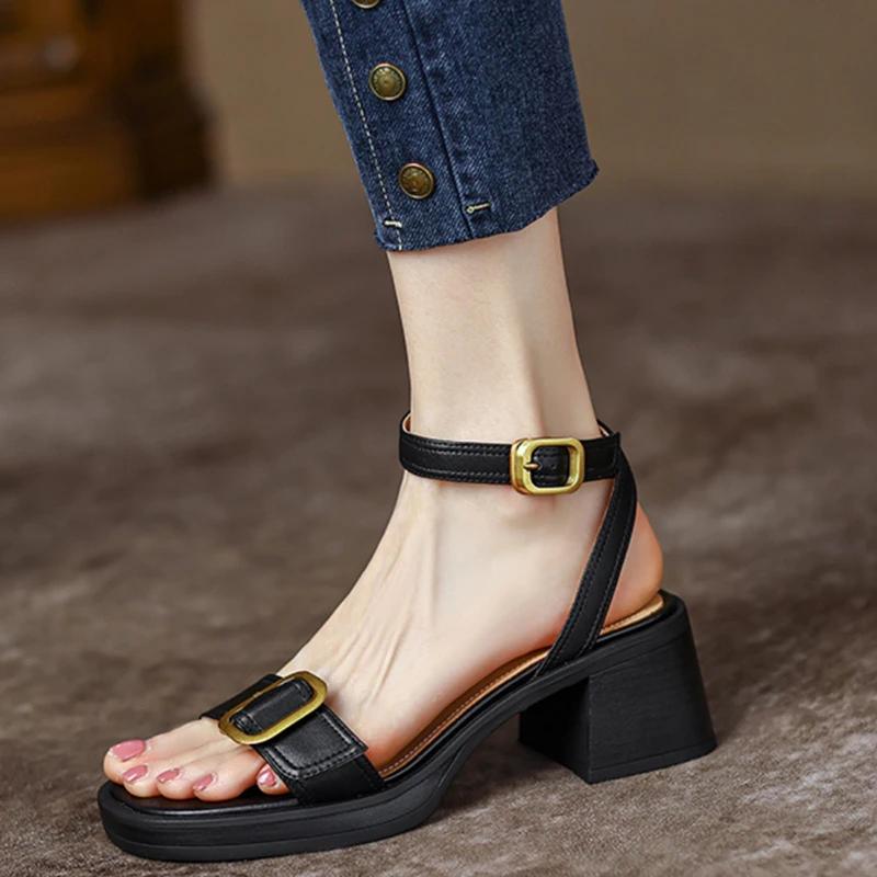 fashion Retro Style Summer Open Toe Women Sandals Fashion Metal Buckle Thick Heel Ladies Outdoor Street Style Dress Pumps