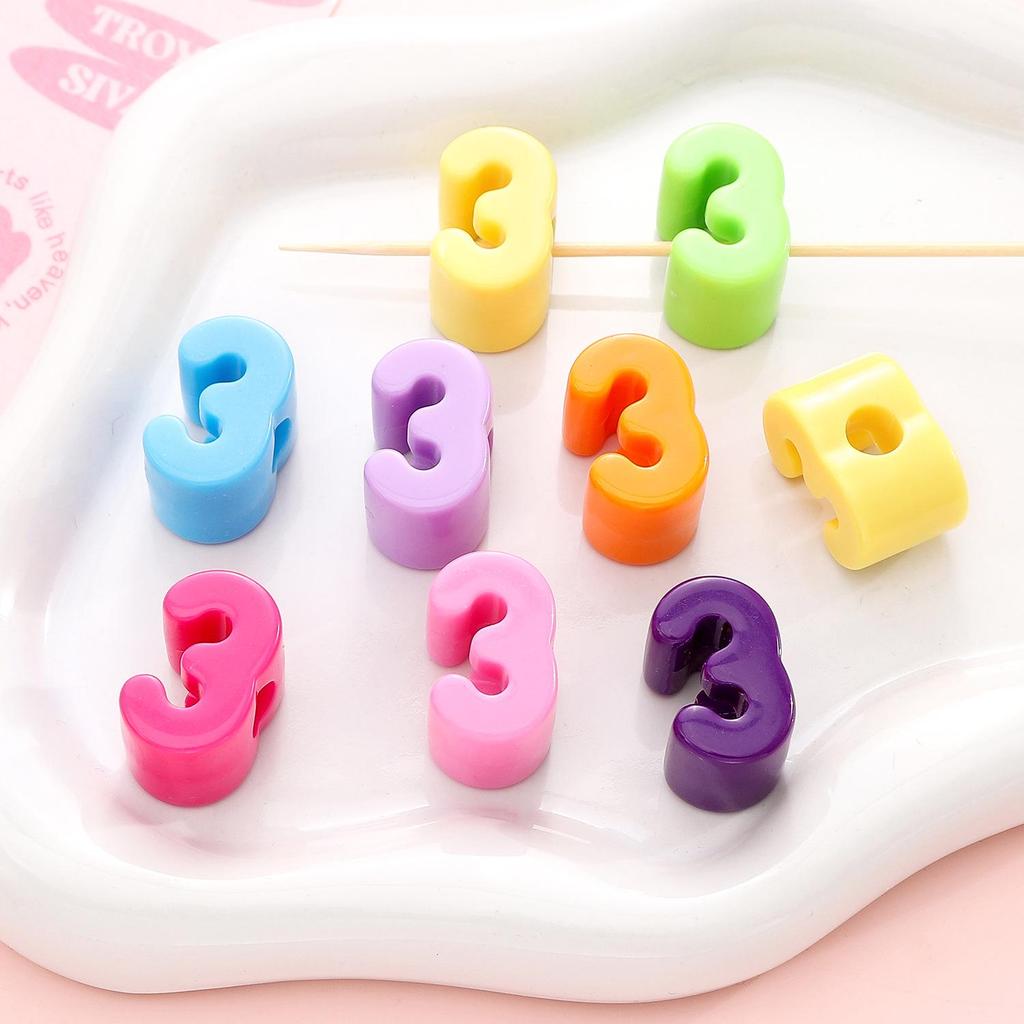 Acrylic Large Hole Letter Beads (10 pcs) – DIY Bracelet Accessories