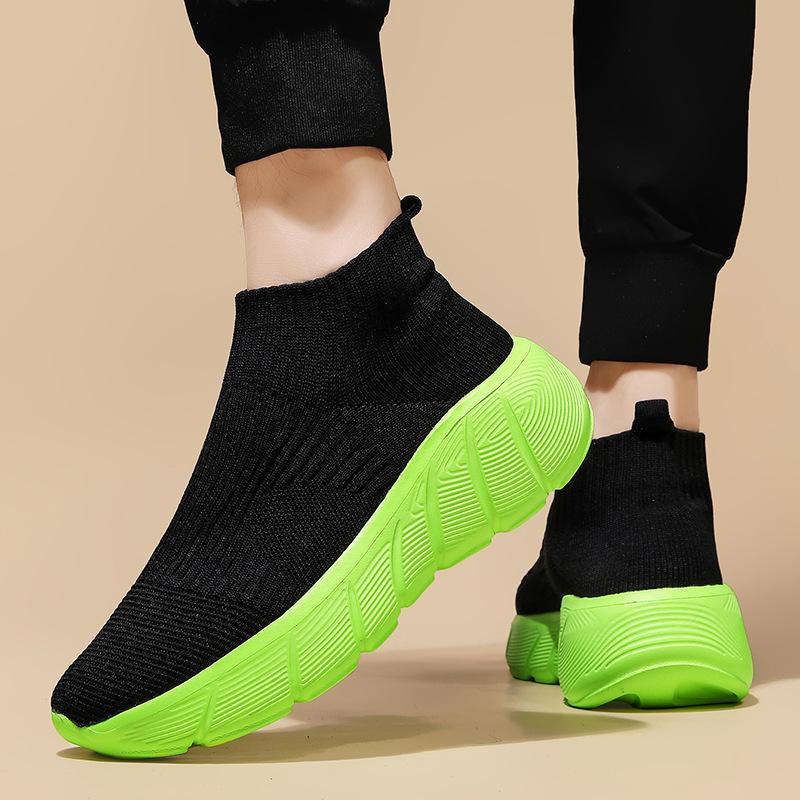 Spring and Summer Couple High-top Fly-woven Shoes, Foot-fitting Casual Sports Shoes, Men's and Women's Socks, Shoes, Trendy Men's Shoes, One Pedal