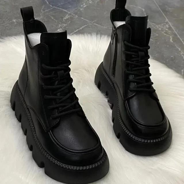 Women's 2025 Spring and Autumn New Soft Leather Retro Boots Fashion Thick Soled Tall Short Boots Round Head Strap Short Boots