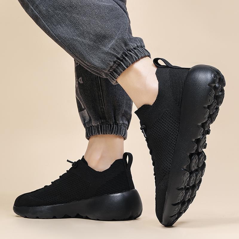Fashion 2025 New Lightweight Soft-soled Running Shoes for Women Flying Woven Round Head Casual Breathable Mesh Socks Shoes for Men