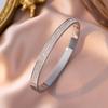 Unfade Armreif aus Titanstahl mit funkelndem Strass-Armband für Paare