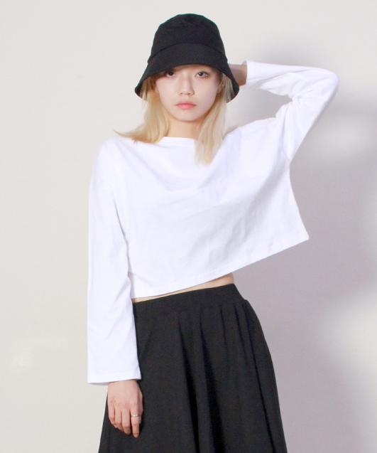 Deumakeu Loose Fit Plain Cropped Long Sleeve T-Shirt White