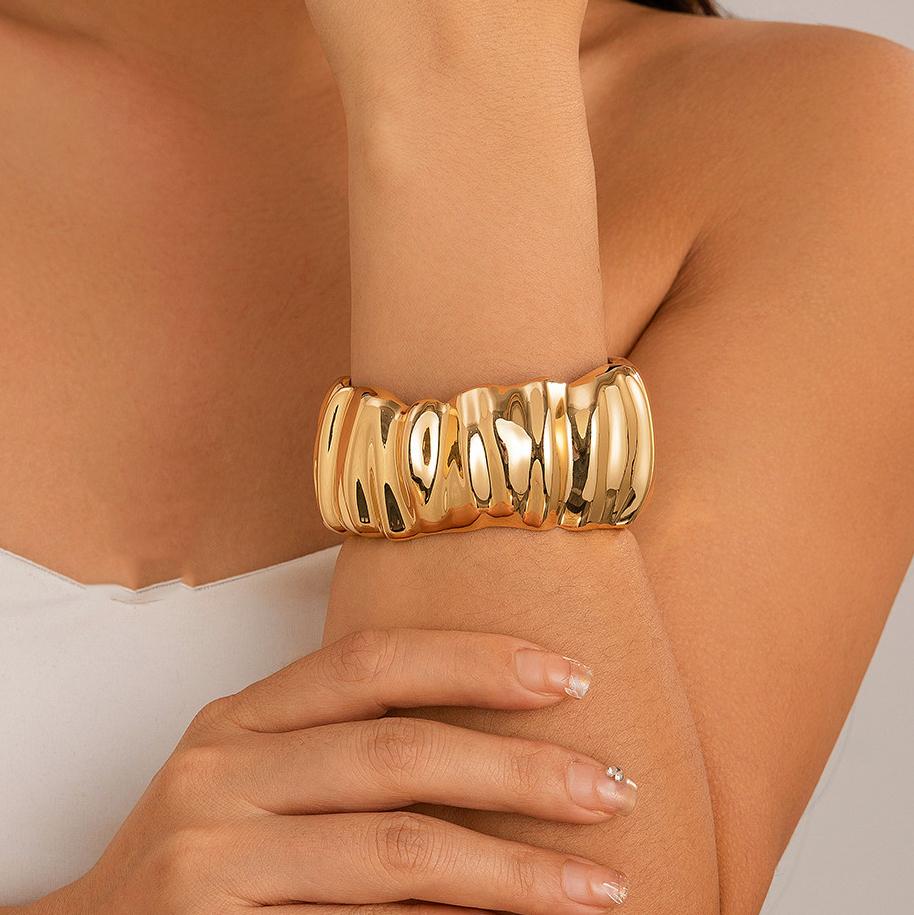 Ingemark 7 Styles Exaggerated Chunky Water Drop Open Cuff Bangles for Women Adjustable Arm Bracelet Grunge Jewelry Steampunk Men