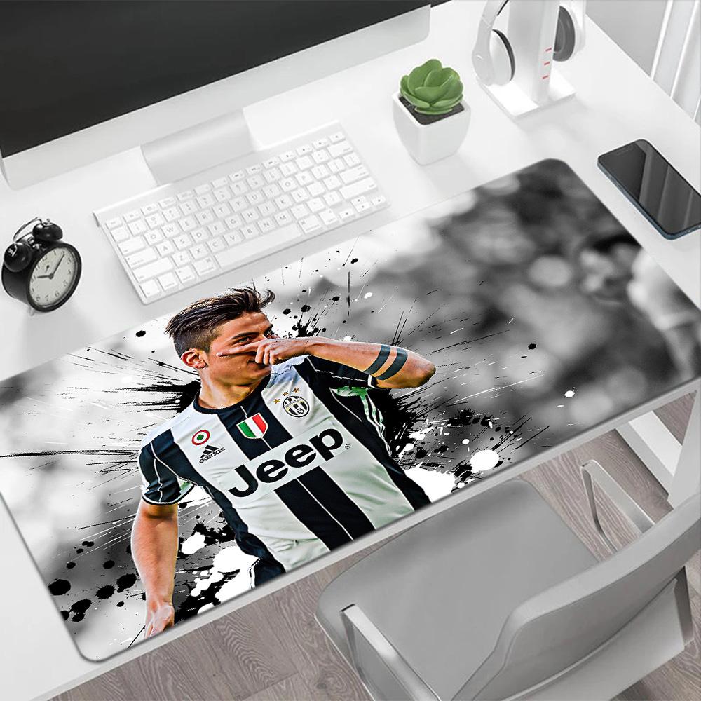 Juventus Player Action Large Mouse Pad Desk Mouse Pad Study Desk Mat Non-Slip Rubber Bottom Suitable for Office Gaming PC Laptop