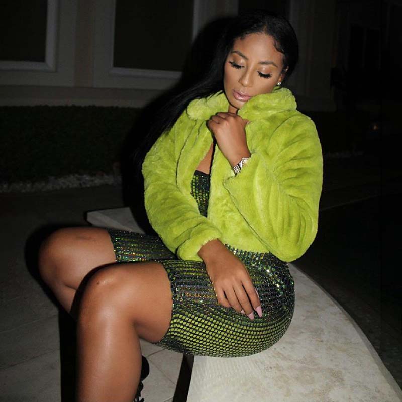 Damen Lässig Einfarbig Kunstpelzmäntel Herbst Winter Langärmliger Revers Kurzjacke Mode Flauschiger Übermantel